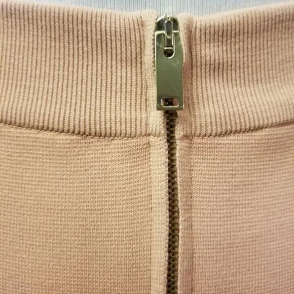 $1,300 NWOT RARE Authentic Stella McCartney sweater skirt WOMEN'S SIZE 4 (MC) - Picture 3 of 7